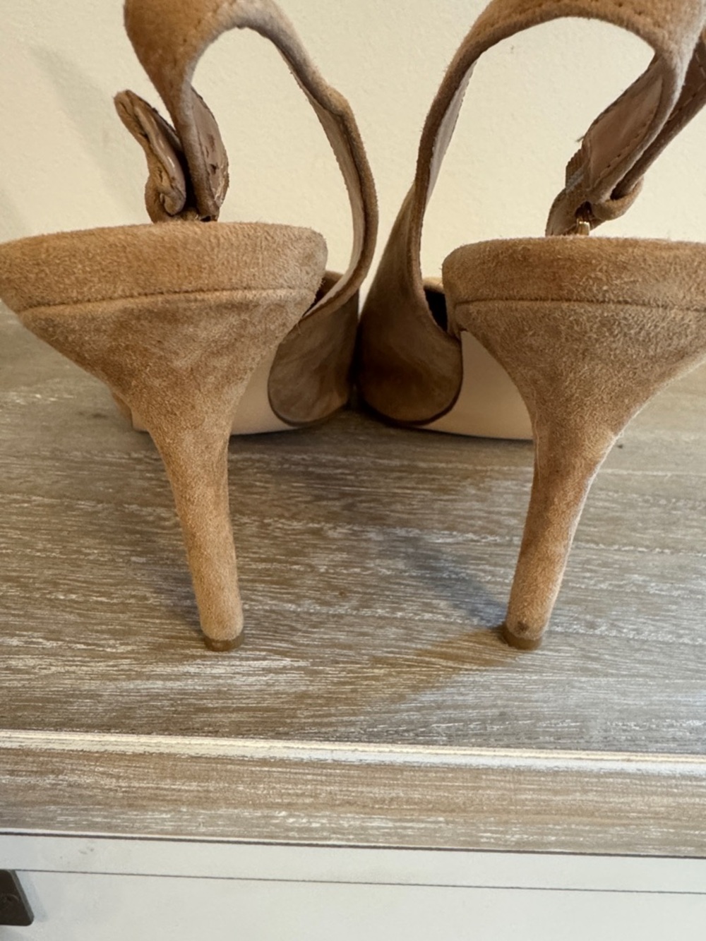 Bleeker & Bond Tan Suede Pointed Toe Slingback Heels - Picture 3 of 10
